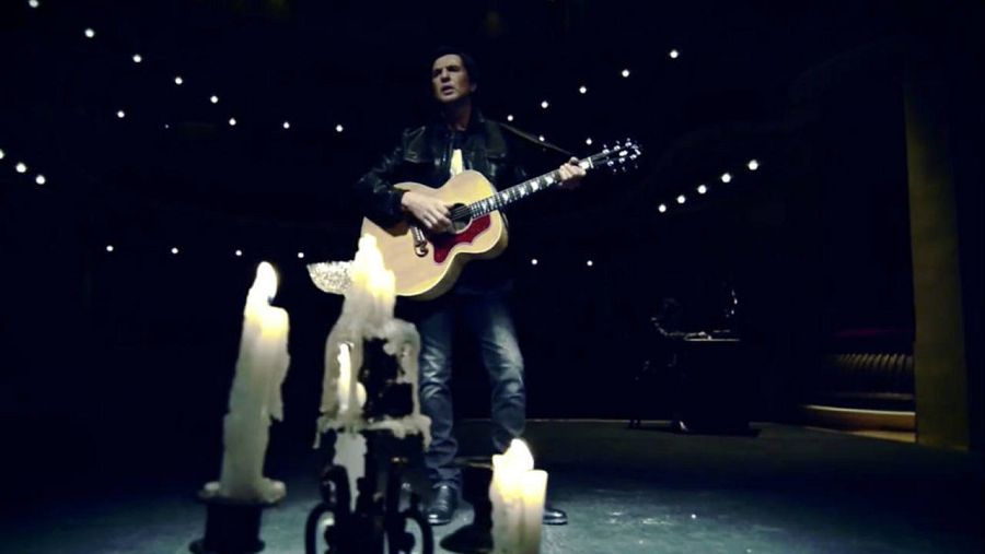 El cantante y compositor de origen extremeño inicia una gira de teatros