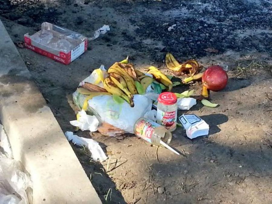 Lo más demandado: la comida para bebé. Tovarnik (Croacia), frontera con Serbia. J.C.Gallardo