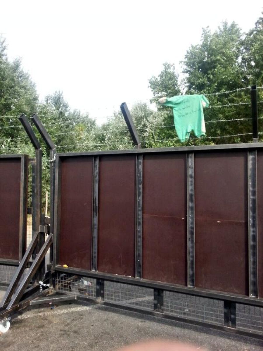 Sin comida, sin bebida, abran esta frontera