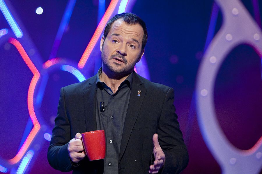 El presentador del espacio divulgativo de La 2, Ángel Martín