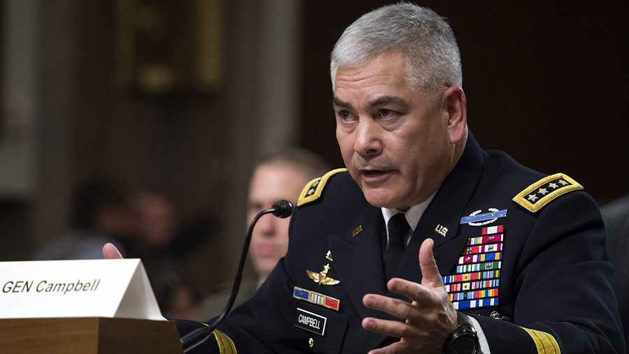 El comandante de las fuerzas estadounidenses en Afganistán, el general John Campbell, testifica ante el Comité de Servicios Armados del Senado estadounidense, en Washington, el 6 de octubre del 2015. EFE/Shawn Thew