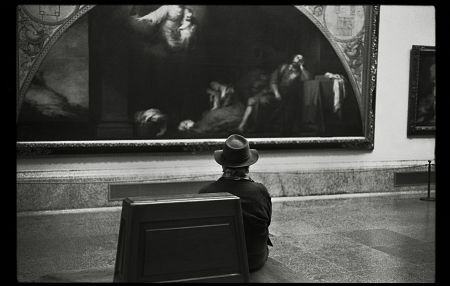 Ramón Gaya, en el Museo del Prado, en 1997