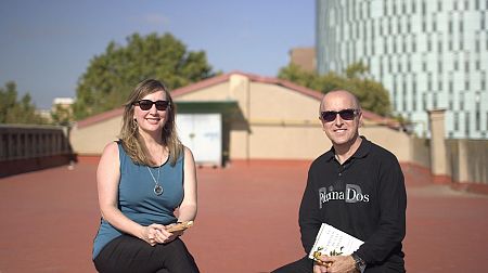 Sofía Segovia hablará de 'El murmullo de las abejas' en 'Página Dos'