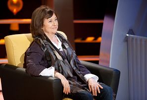 Julieta protagoniza junto a Miguel Rellán, Jorge Basanta y Natalia Sánchez esta nueva versión que dirige César.