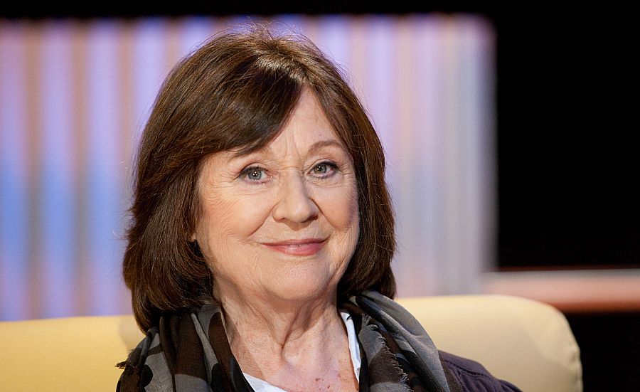 Julieta Serrano estudió en la escuela de Artes y Oficios y ganó sus primeras pesetas como dibujante