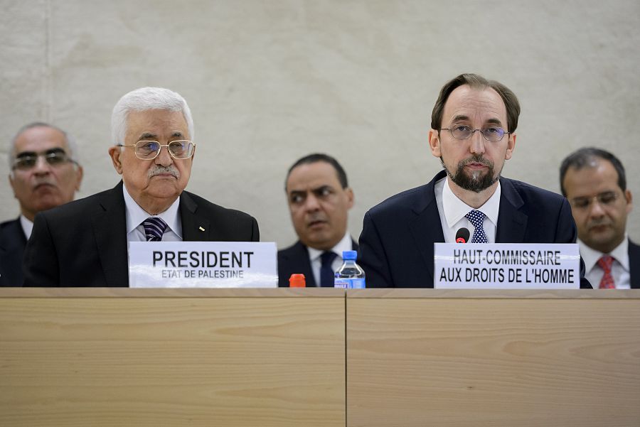 El presidente palestino , Amahmud Abás, junto al alto comisionado de la ONU para los Derechos Humanos, Zeid Ra'ad Al Hussein