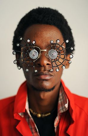 'Gafas' del keniano Cyrus Kabiru| CARL DE SOUZA/AFP/Getty Images