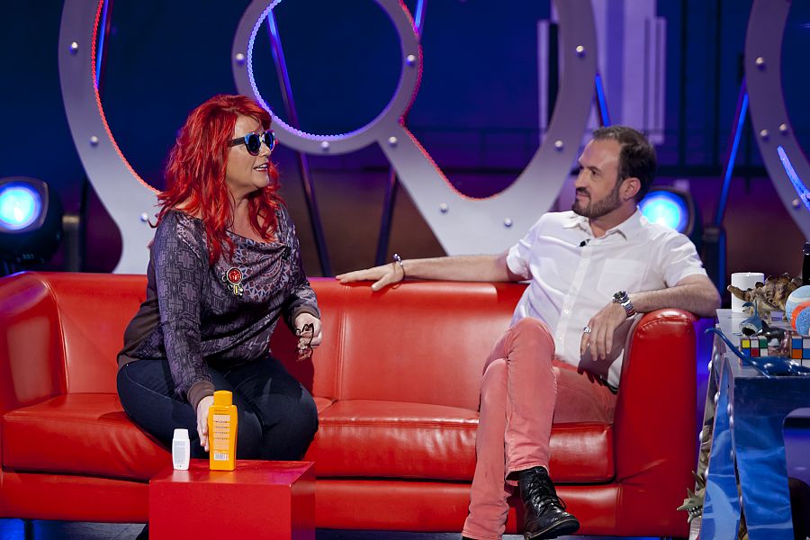 En 'La ciencia del día a día', la divulgadora Clara Grima nos explica, con humor, cómo funcionan los protectores solares