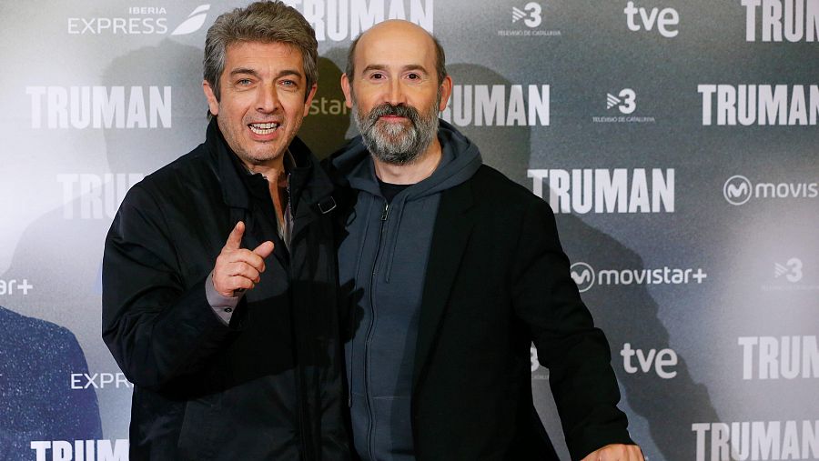 Los actores Ricardo Darín y Javier Cámara en el preestreno de la película 'Truman'.