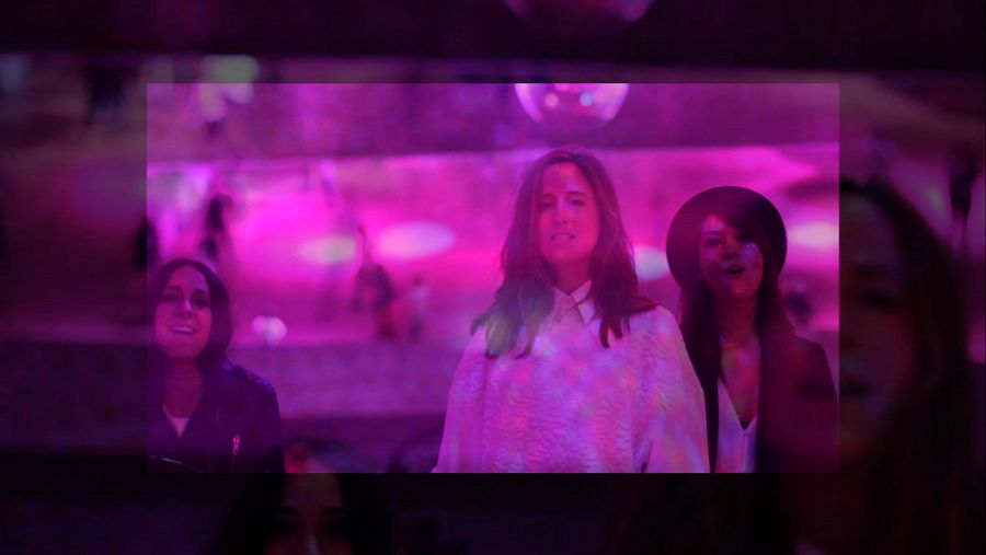 penny necklace purpurina