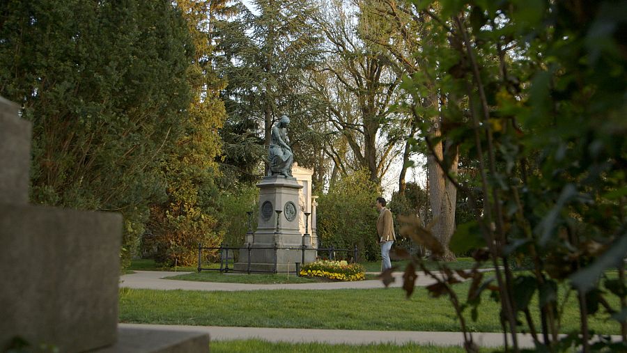 En el cementerio central de Viena intentamos encontrar la tumba de Mozart