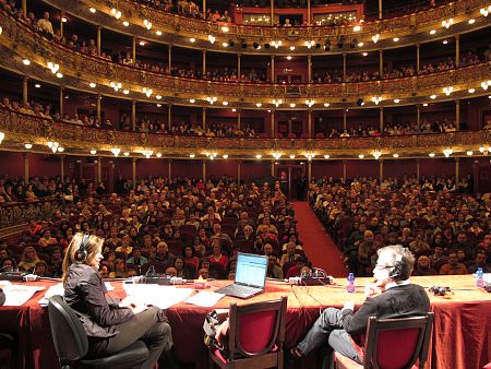 'No es un día cualquiera' en uno de sus viajes, en este caso al Teatro Arriaga de Bilbao
