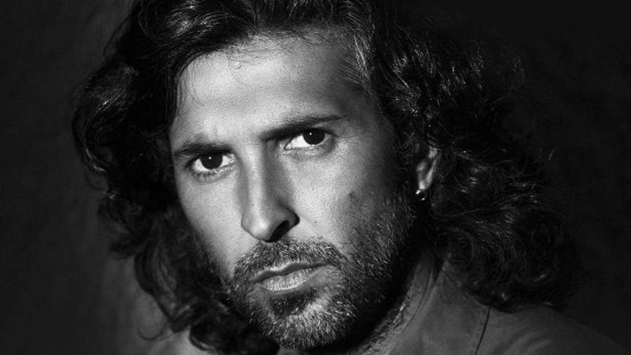 El cantaor y compositor onubense presenta 'Tablao'