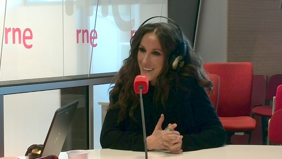 Malú durante la entrevista en 'Las mañanas de RNE'