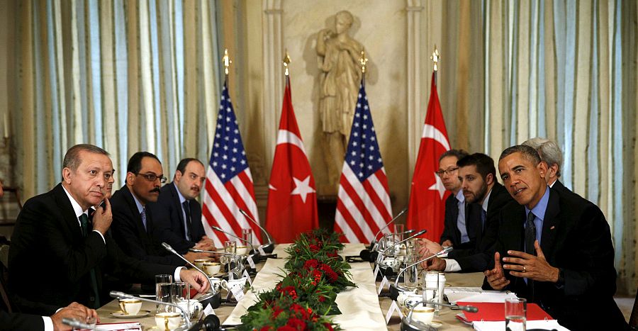 Reunión entre Obama y Erdogan en la residencia del embajador estadounidense en París