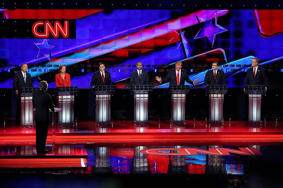 John Kasich, Carly Fiorina, Marco Rubio, Ben Carson, Donald Trump, Ted Cruz, Jeb Bush, Chris Christie y Rand Paul durante el quinto debate republicano.