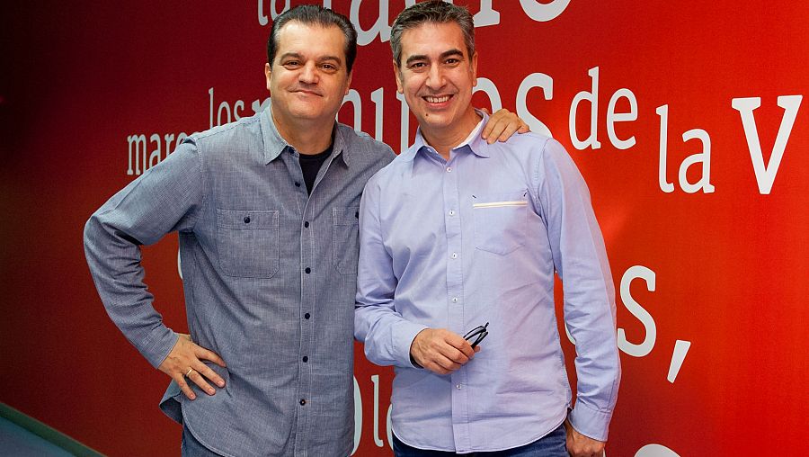 Ramón García y Arturo Martín, en la Casa de la Radio