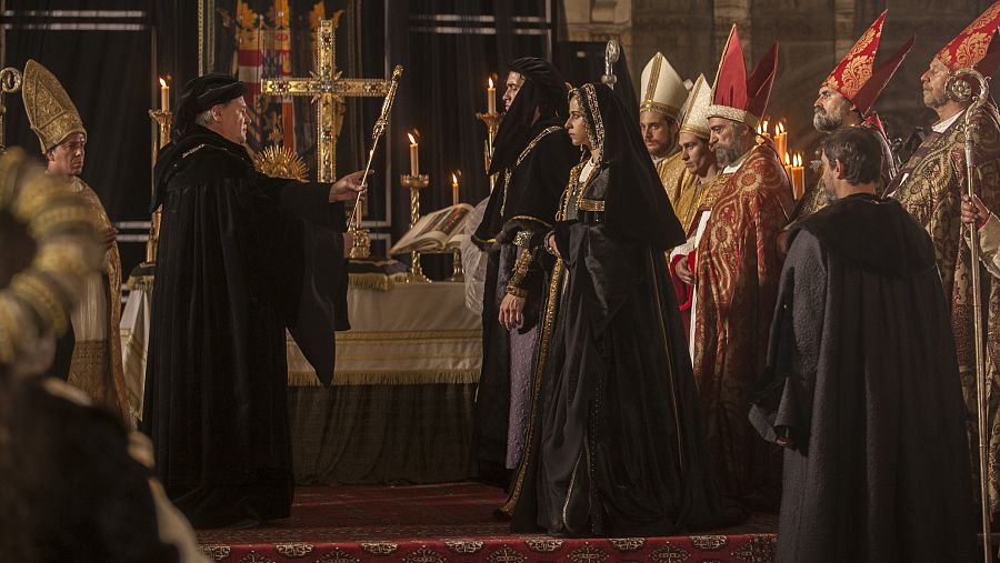 Raúl Mérida e Irene Escolar protagonizan 'La Corona Partida' donde de nuevo serán Juana 'La Loca' y Felipe 'El Hermoso'