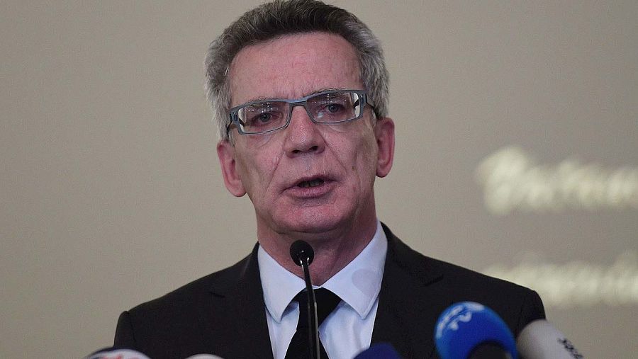 El ministro alemán de Interior, Thomas de Maiziere, durante su rueda de prensa en Estambul (Turquía), el 13 de enero de 2016