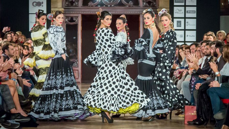Qué te parecería elaborar tu propio traje de flamenca?  Trajes de flamenco,  Patrones de vestido de costura, Vestidos de flamenca
