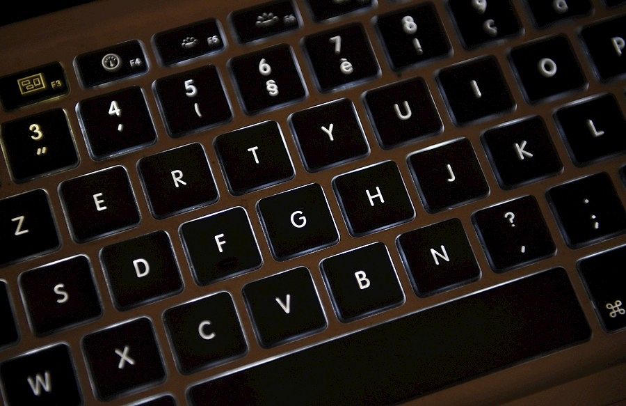 Internet como vehículo de contacto para parejas