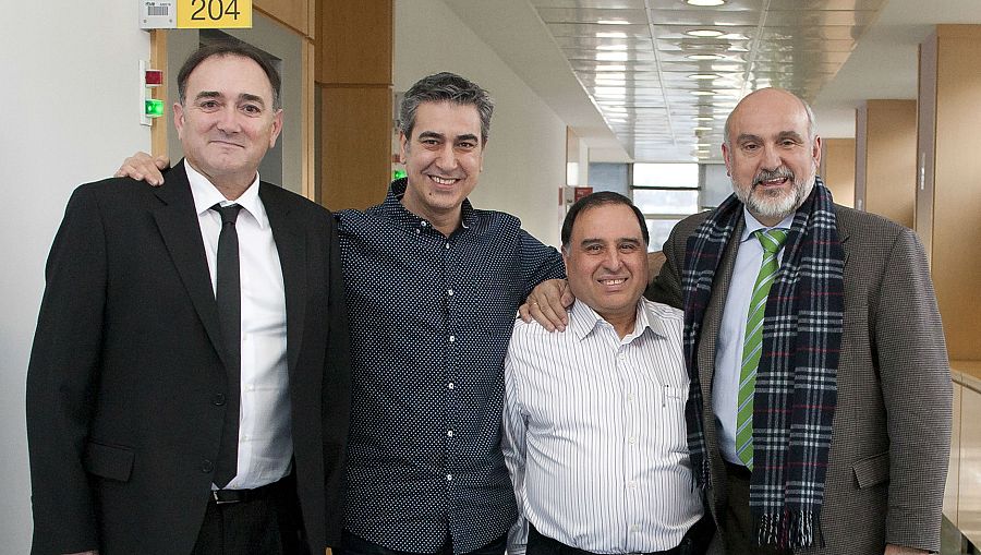 Carlos Abellán, director del Museo del Ferrocarril; Salvador García Ochoa, primer maquinista del AVE; y Victoriano Martín, supervisor; con Arturo Martín