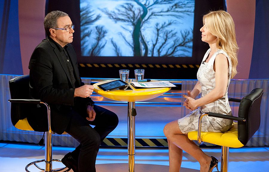 Chema Conesa recomienda tres exposiciones de fotografía a Cayetana Guillén Cuervo