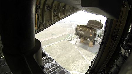 Lanzamiento de un vehículo en 'FAS'. Misión aérea