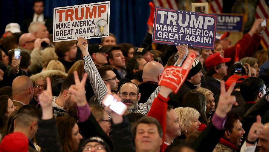 Partidarios de Donald Trump celebran su victoria en Manchester, New Hampshire. Joe Raedle/Getty Images/AFP