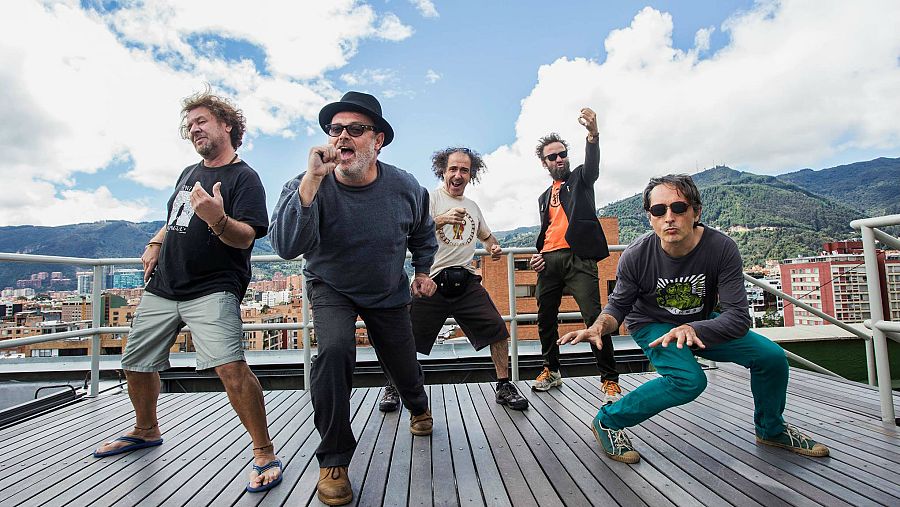 Los Toreros Muertos, banda formada a mediados de los ochenta