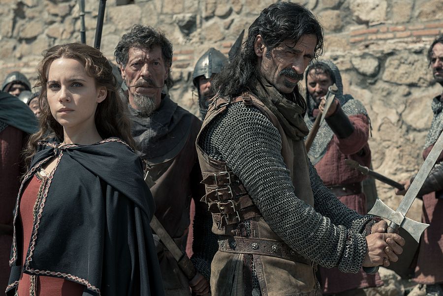 Amelia y Alonso contarán con un agente especial en este capítulo: Spínola