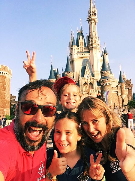 La Ruta del Dragón concluirá con la familia en Disneyland Tokio