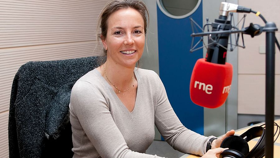 Odile Rodríguez de la Fuente, en los estudios de RNE