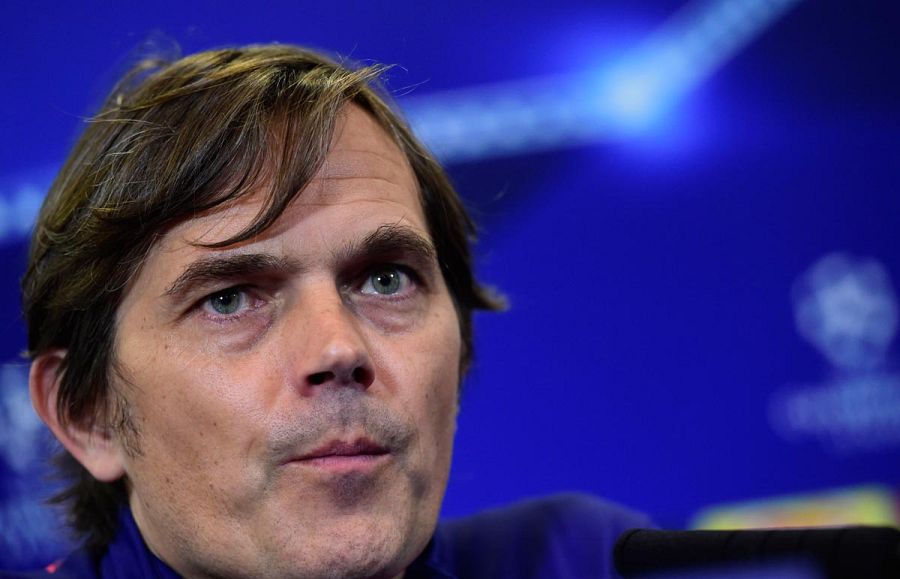 Cocu durante la rueda de prensa previa al choque contra el Atlético.
