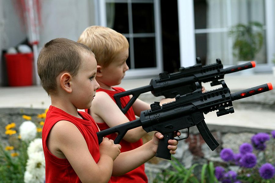 Niños con armas