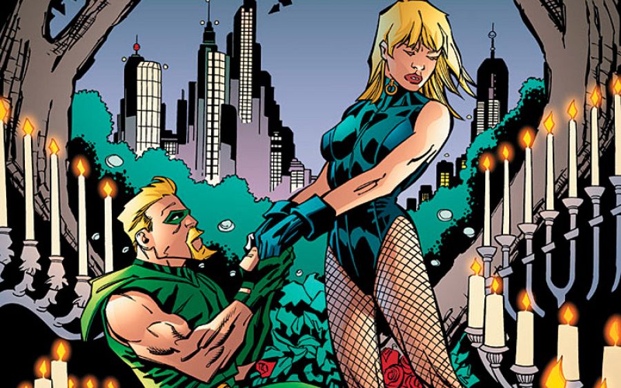 Green Arrow pidiendo matrimonio a Canario Negro