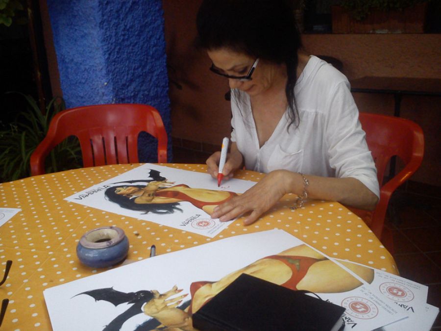 Juana de Haro fue la modelo del famoso poster de Vampirella de González y Torres