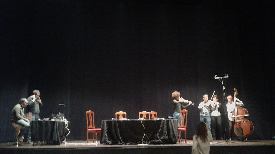 Sobre el escenario del Alcázar