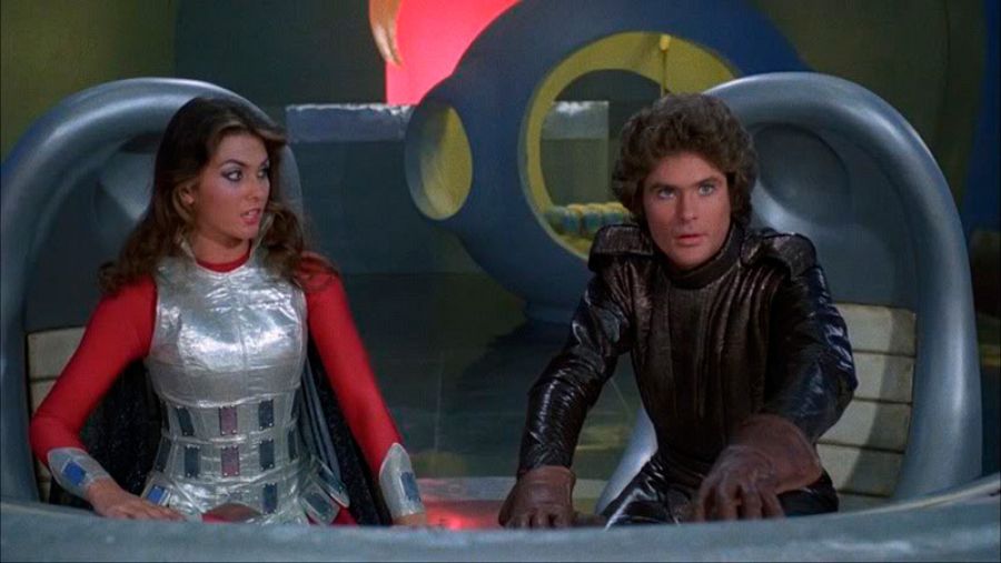 David Hasselhoff y Caroline Munro en 'Star Crash'