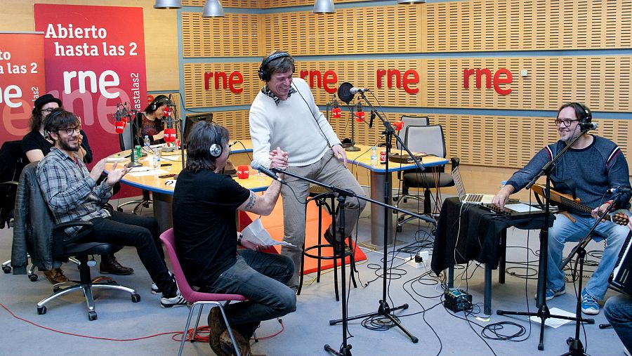 Ojeda y Andreu, con Miguel Paredes a la guitarra