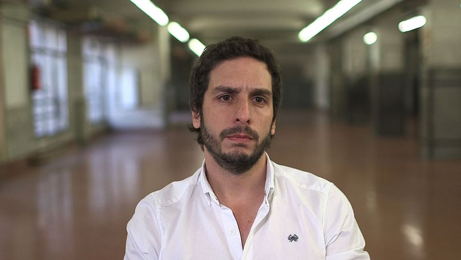 Esta novela permitirá a Federico Axat dedicarse a lo que más le gusta: escribir, y concretamente, escribir 'thrillers'