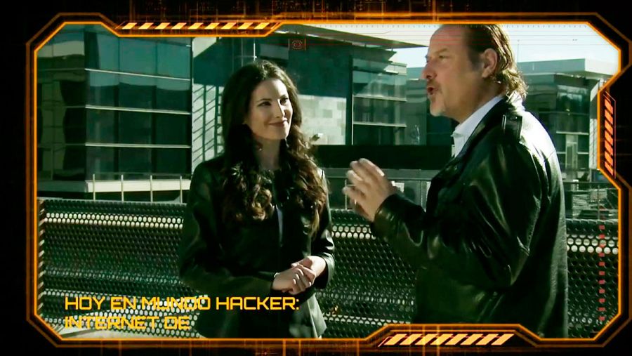 Mónica Valle y  Antonio Ramos, presentadores de Mundo Hacker