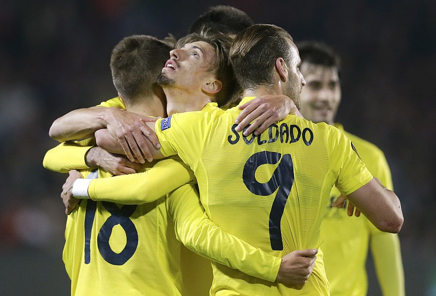El Villarreal celebra su pase a las semis.