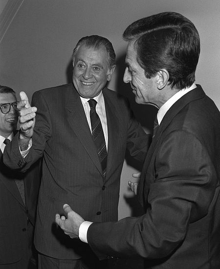 ¡Patricio Aylwin en 1989, cuando era candidato de la Concertación, en una reunión con Adolfo Suárez en Madrid