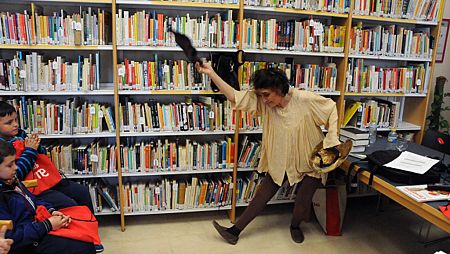 La cuentacuentos Ana García Castellana adapta las aventuras del Quijote y Sancho para los más pequeños