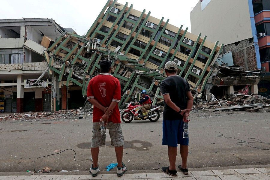 Ecuador sufre las consecuencias de un terremoto