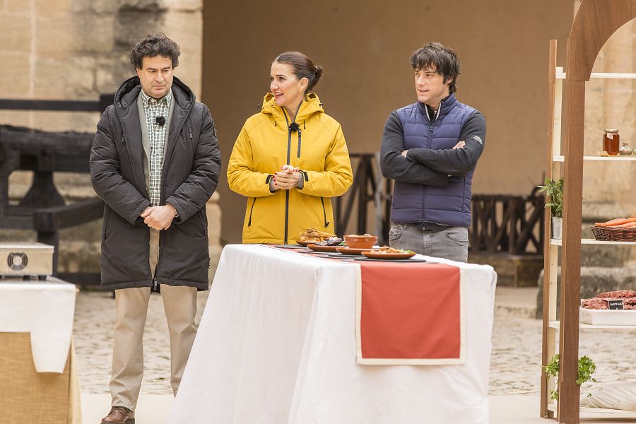 El cerdo y la trufa, protagonistas en la prueba de exterior de MasterChef