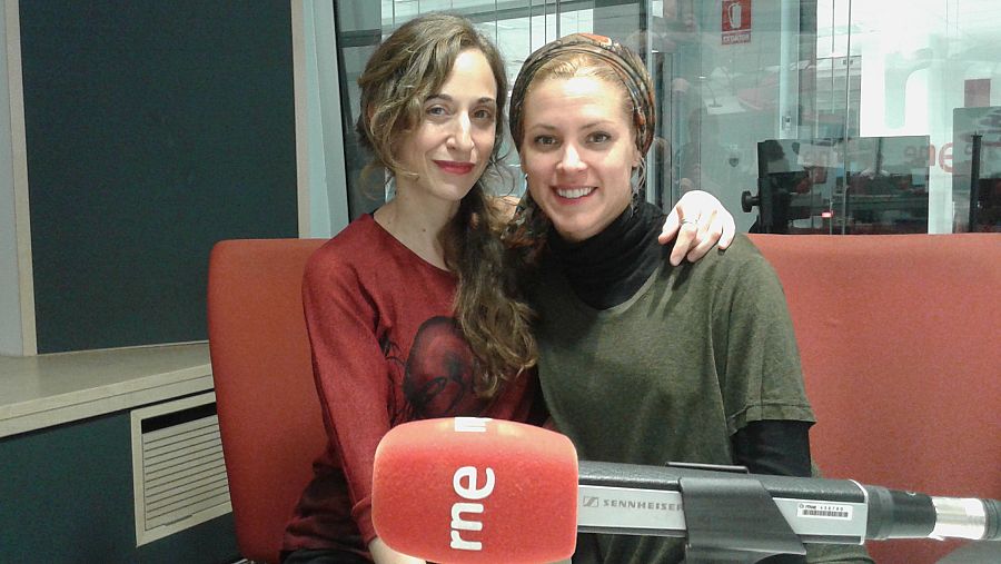 Maggie Civantos y Marta Aledo