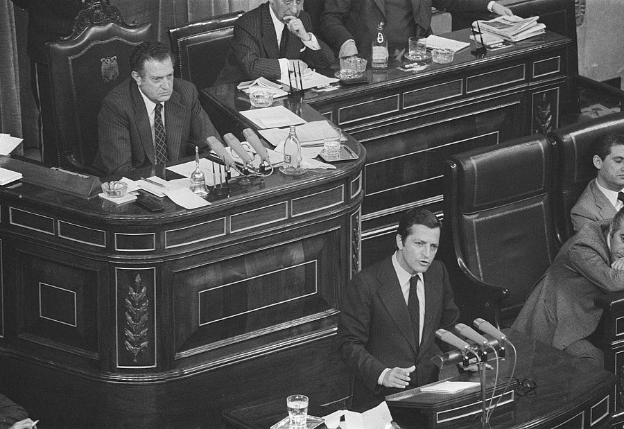 Miranda, al frente del Congreso con Adolfo Suárez