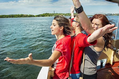 Viaje por los alrededores de Estocolmo en una mañana de relax